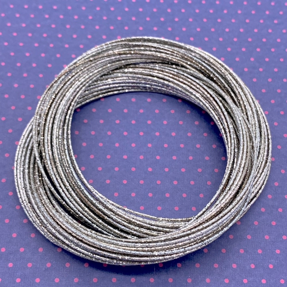 Fun multi-ring silver bangle bracelet! - Picture 4 of 5